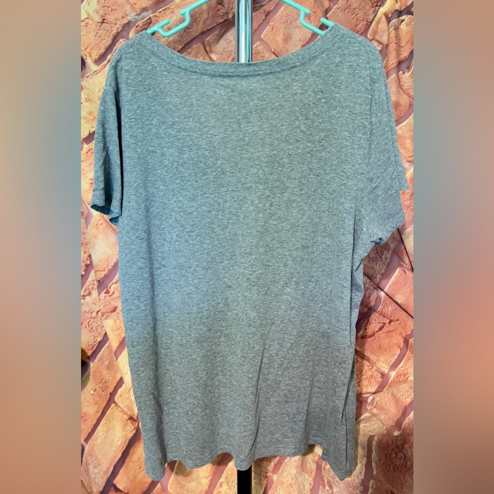 Torrid 3 tee - Picture 3 of 3
